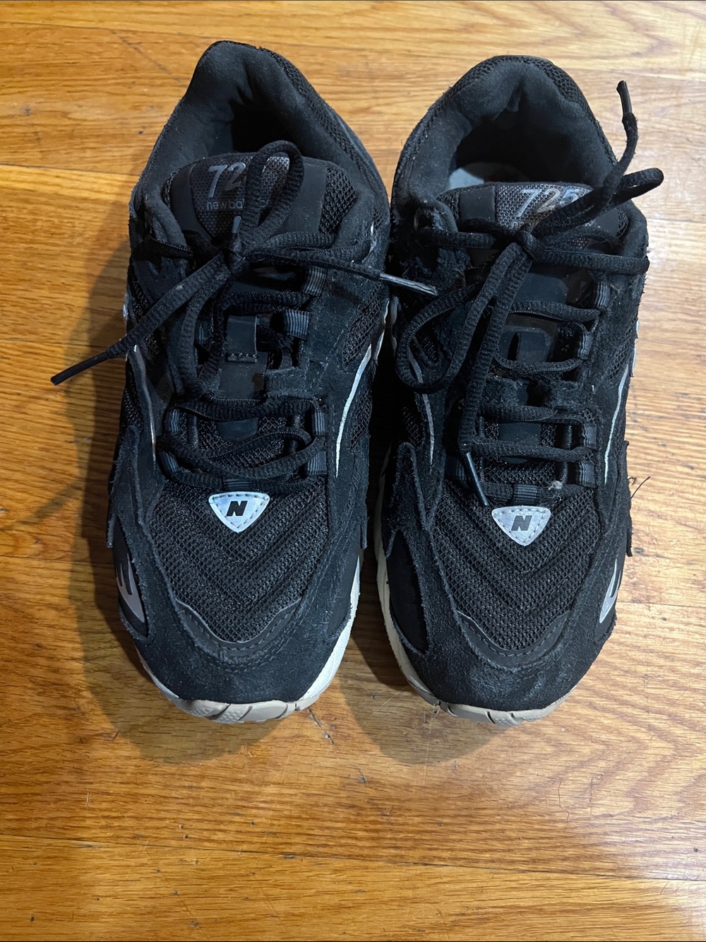 New Balance Black Mesh & Suede Men's Sneakers